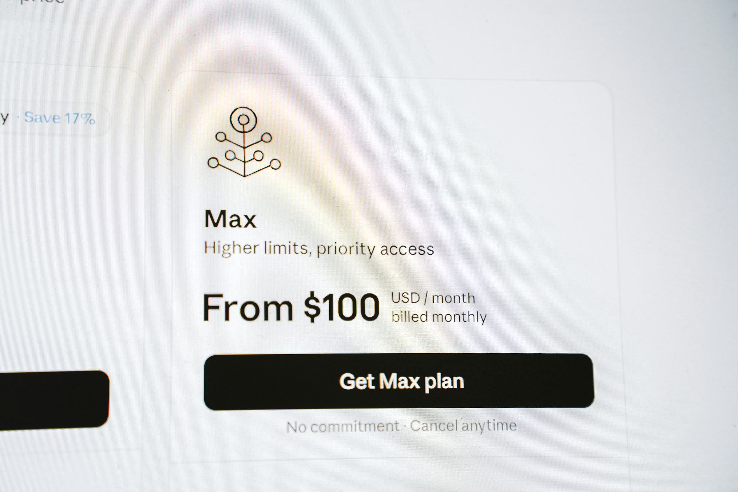 Картка тарифу Max із ціною від $100 на місяць на сторінці тарифів Claude